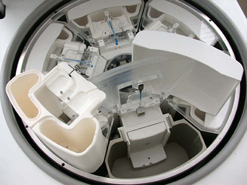 采用EOS增材制造（AM）技术生产的用于血清学检测的自动细胞清洗系统（来源：海蒂诗）。